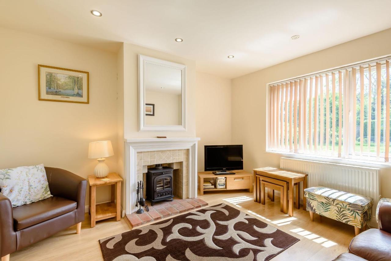 Woodland View Villa West Barkwith Buitenkant foto